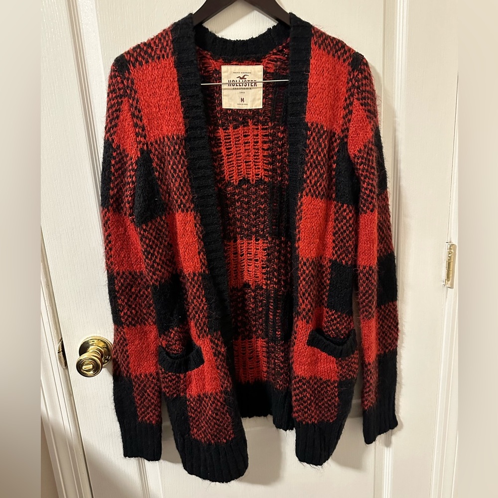 Hollister cardigan